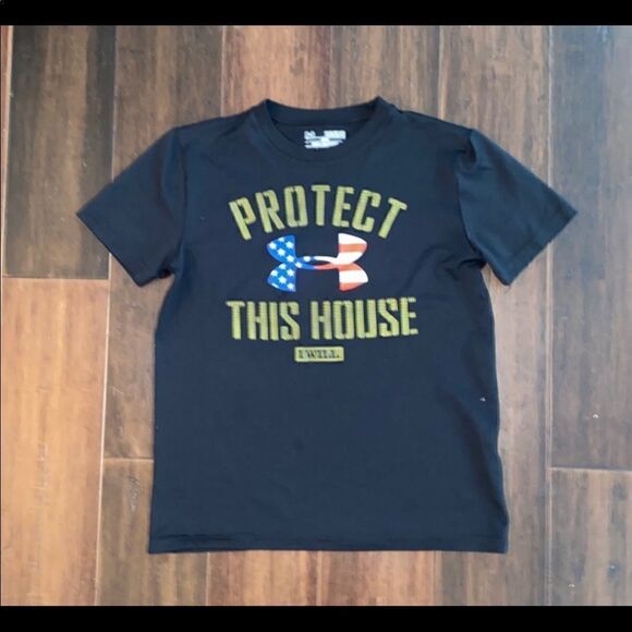 Under Armour Shirt   - Picture 1 of 3
